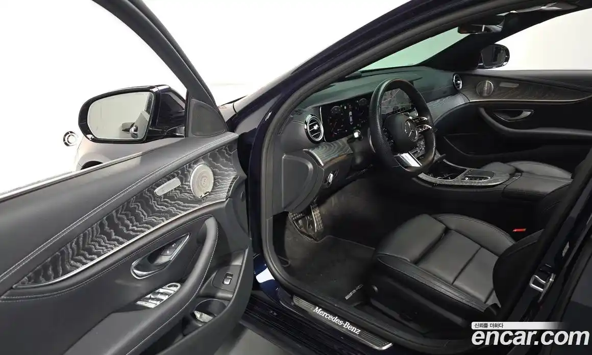 Mercedes-Benz E-Class 2021 2.0 Автомат в Москве № 205460, фото 12