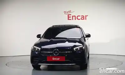 Mercedes-Benz E-Class 2021 2.0 Автомат в Москве № 205460, миниатюра 3