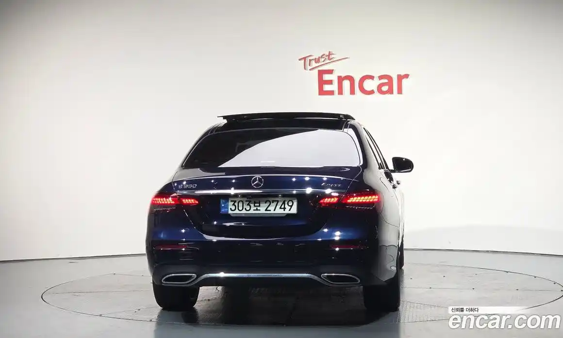 Mercedes-Benz E-Class 2021 2.0 Автомат в Москве № 205460, фото 4