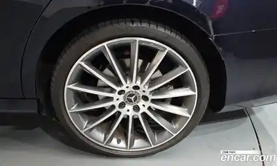 Mercedes-Benz E-Class 2021 2.0 Автомат в Москве № 205460, миниатюра 5