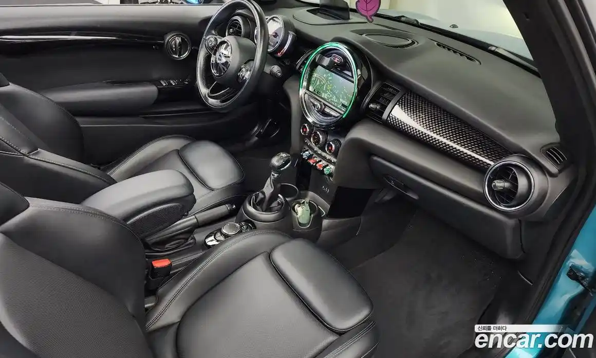 Mini Cooper Convertible 2018 1.5 Автомат в Москве № 207890, фото 15