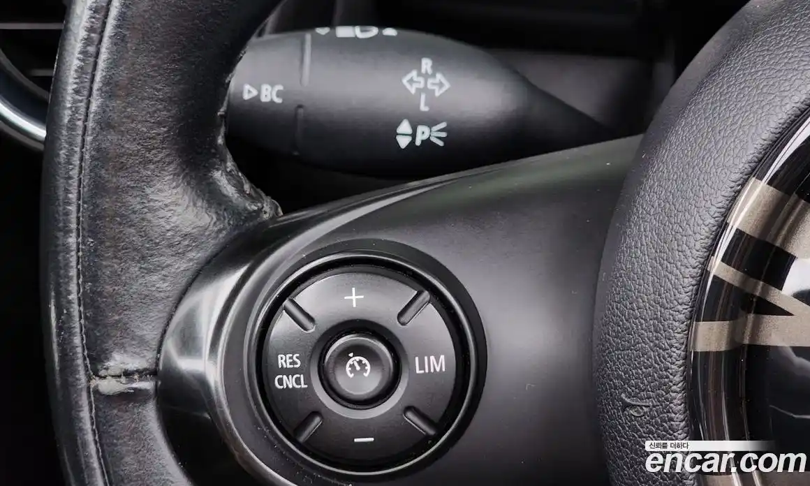 Mini Cooper Convertible 2018 1.5 Автомат в Москве № 207890, фото 18