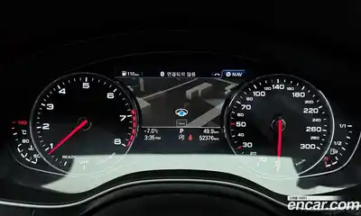 Audi A6 2017 2.0 Автомат в Москве № 210431, миниатюра 3