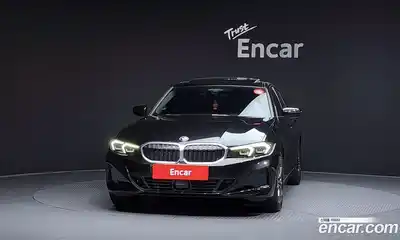 BMW 3-Series 2023 2.0 Автомат в Москве № 211481, миниатюра 2