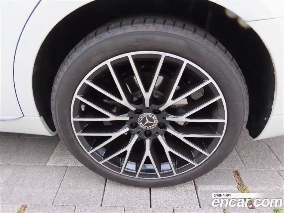 Mercedes-Benz S-Class 2025 3.0 Автомат в Москве № 211881, фото 17