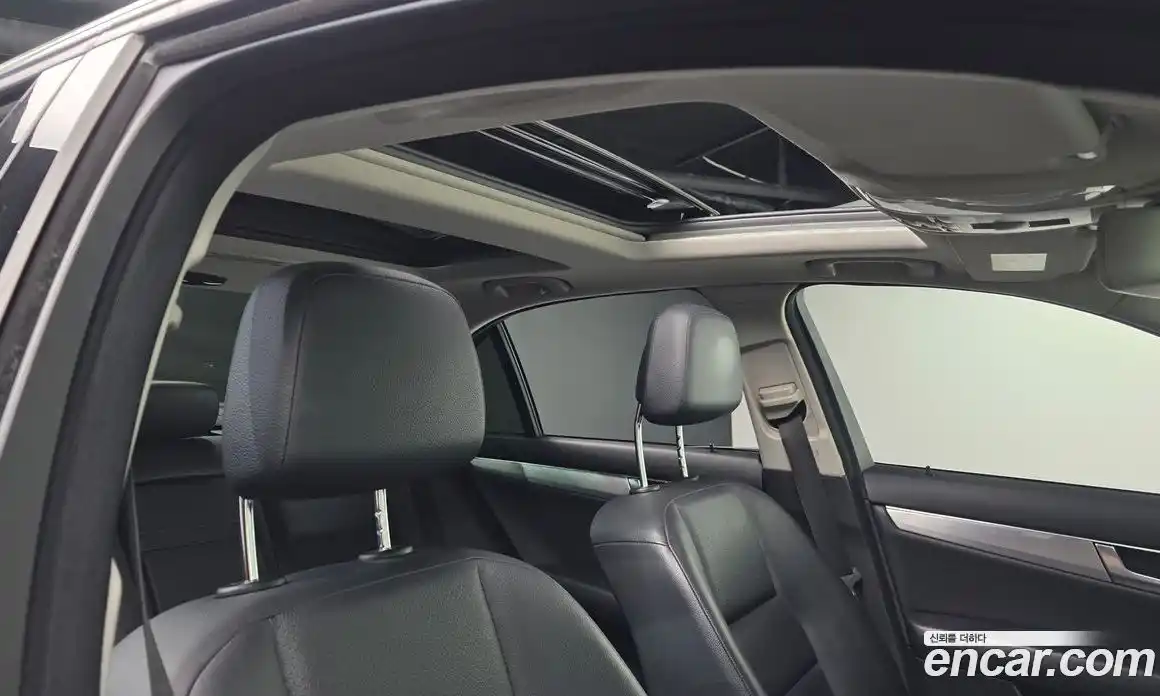 Mercedes-Benz C-Class 2012 1.8 Автомат в Москве № 212199, фото 16