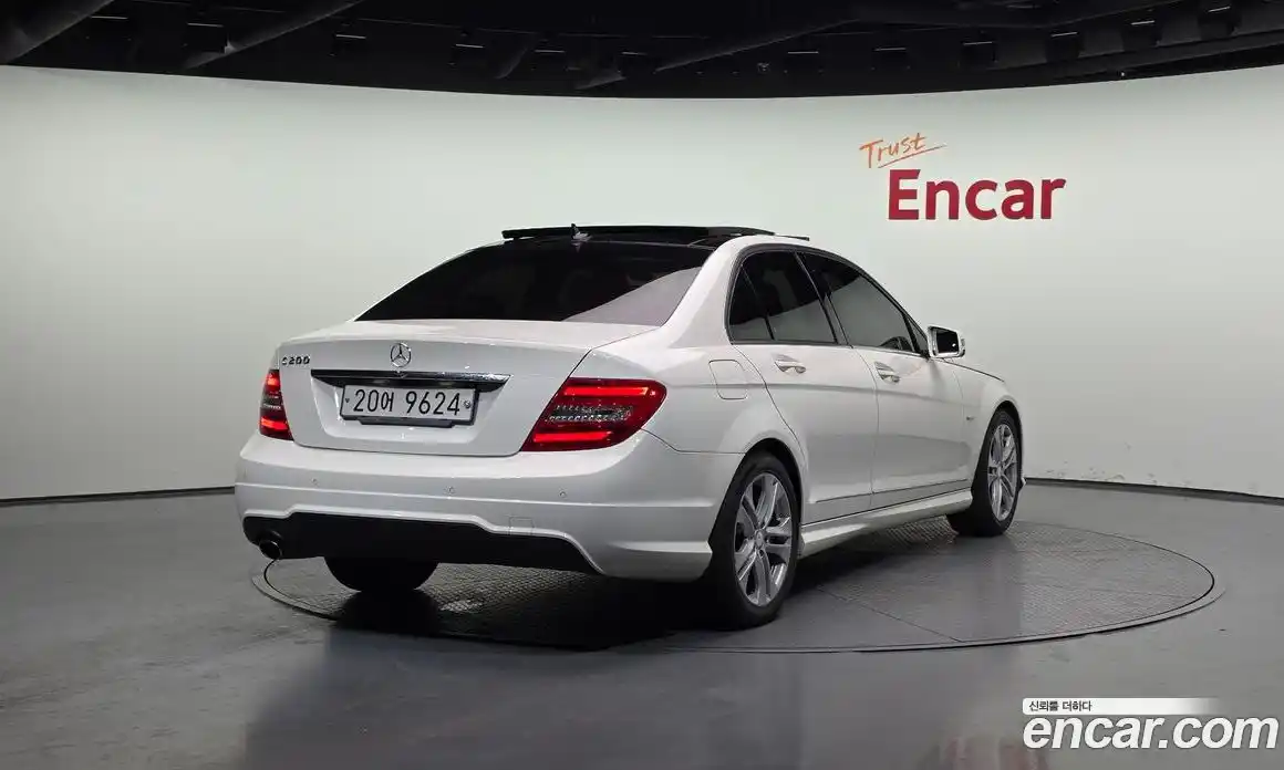 Mercedes-Benz C-Class 2012 1.8 Автомат в Москве № 212199, фото 20