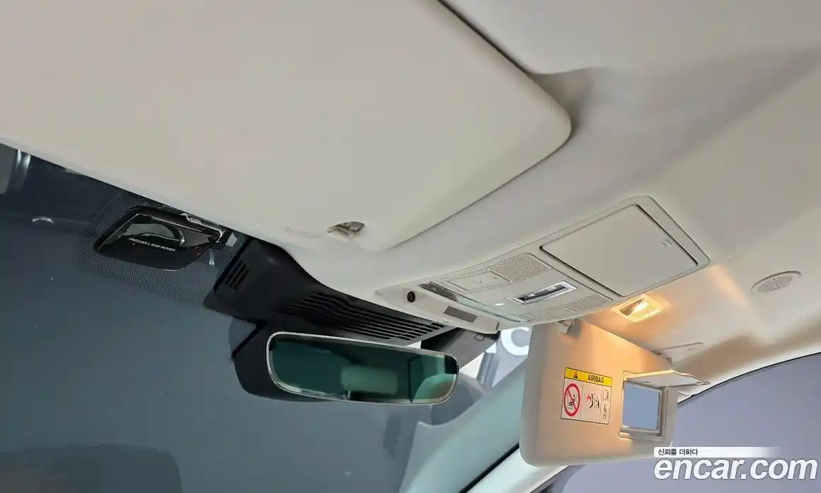 Land Rover Discovery Sport 2022 2.0 Автомат в Москве № 213371, фото 18