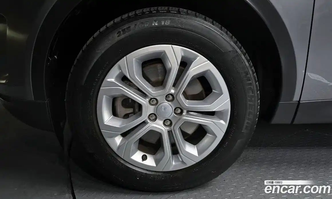 Land Rover Discovery Sport 2022 2.0 Автомат в Москве № 213371, фото 8