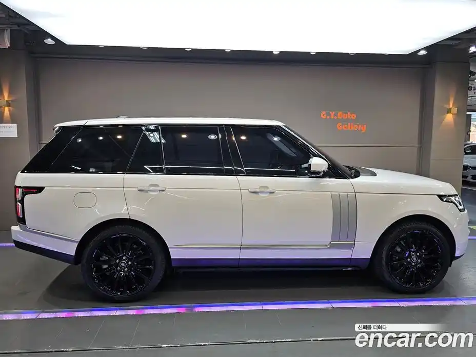 Land Rover Range-Rover 2016 4.4 Автомат в Москве № 213637, фото 5
