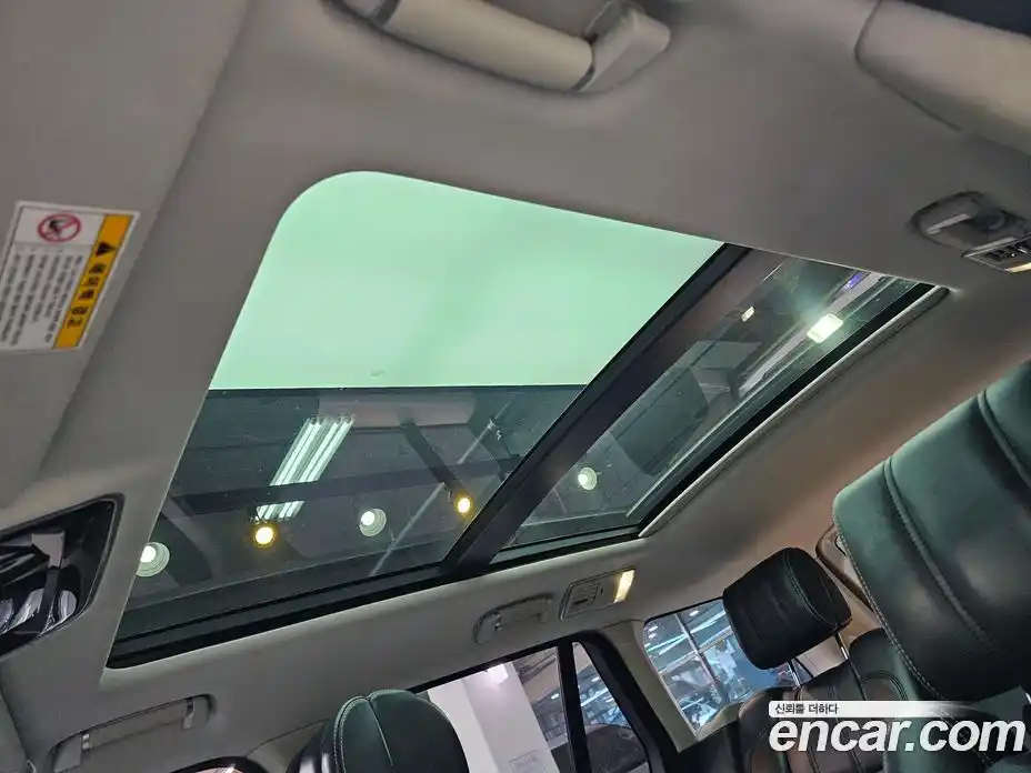 Land Rover Range-Rover 2016 4.4 Автомат в Москве № 213637, фото 8