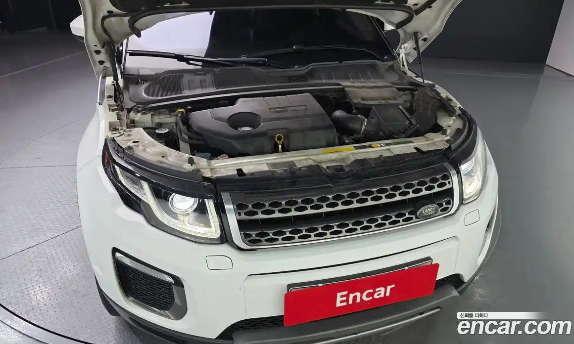 Land Rover Range-Rover Evoque 2016 2.0 Автомат в Москве № 213670, фото 12