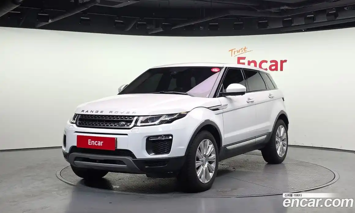 Land Rover Range-Rover Evoque 2016 2.0 Автомат в Москве № 213670, фото 13
