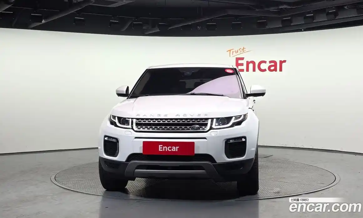 Land Rover Range-Rover Evoque 2016 2.0 Автомат в Москве № 213670, фото 4