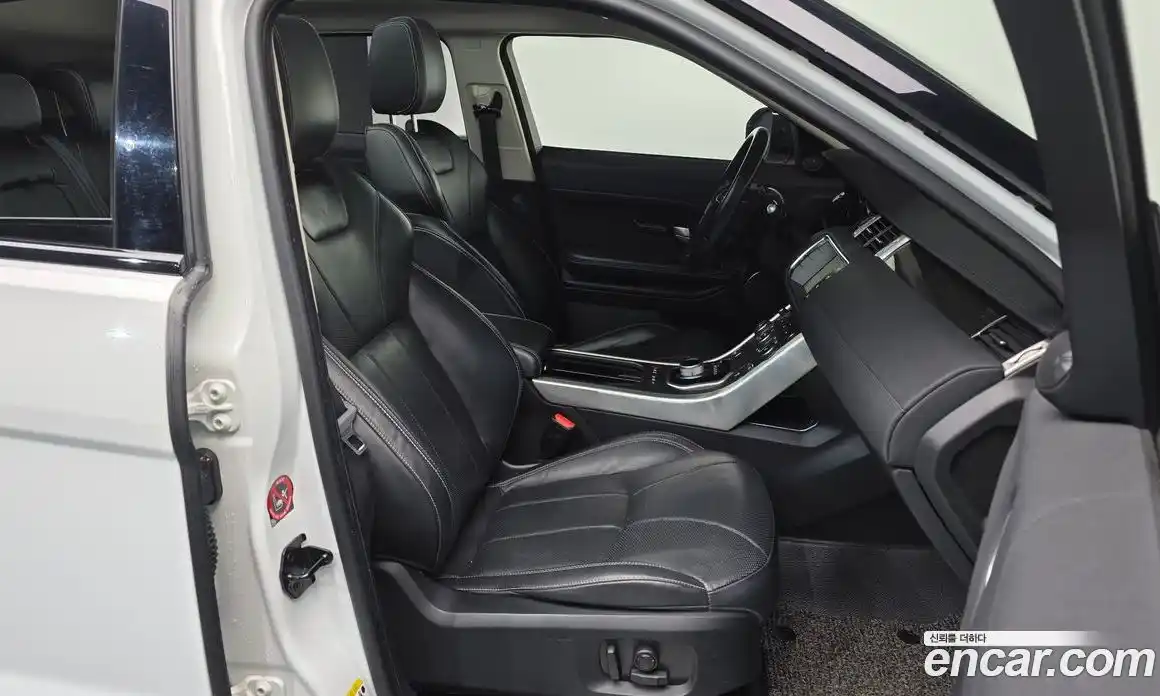 Land Rover Range-Rover Evoque 2016 2.0 Автомат в Москве № 213670, фото 5