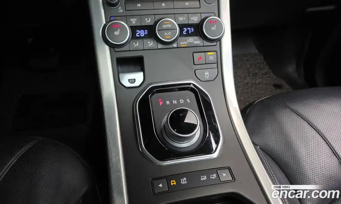 Land Rover Range-Rover Evoque 2016 2.0 Автомат в Москве № 213670, фото 7