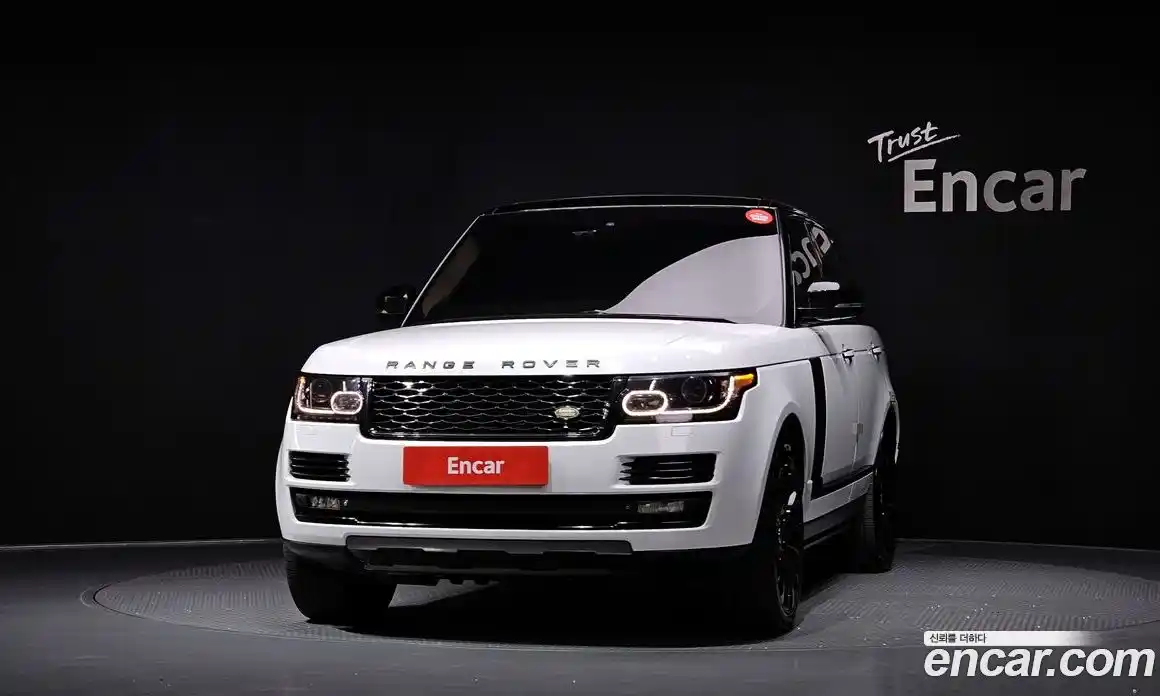 Land Rover Range-Rover 2014 4.4 Автомат в Москве № 213823, фото 12