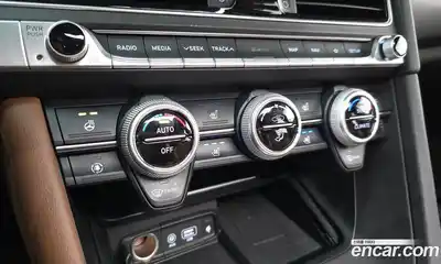 Genesis G70 2019 2.0 Автомат в Москве № 21418, миниатюра 9