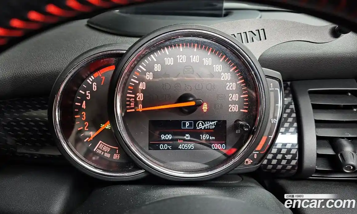 Mini Cooper 2019 2.0 Автомат в Москве № 214239, фото 11