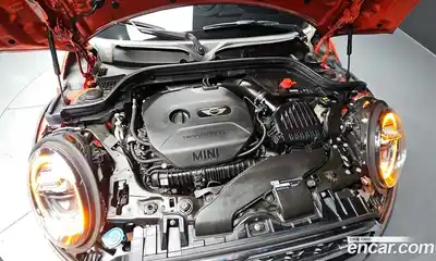 Mini Cooper 2019 2.0 Автомат в Москве № 214239, миниатюра 4