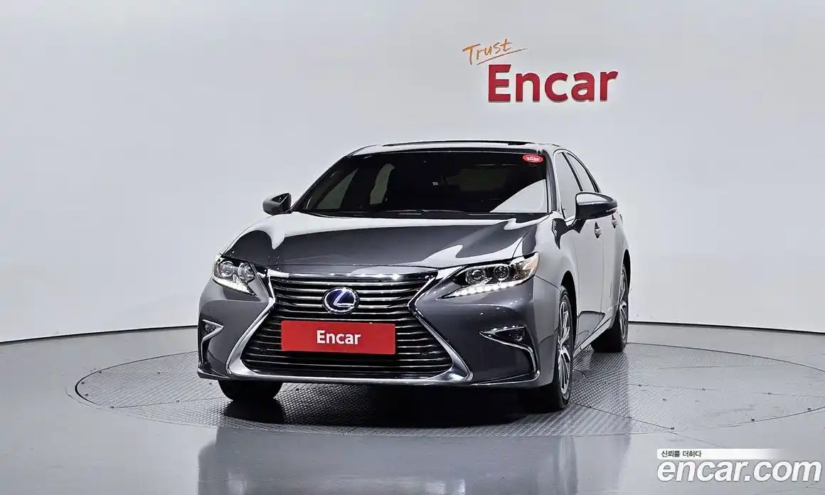 Lexus ES 2016 2.5 Автомат в Москве № 214629, фото 13