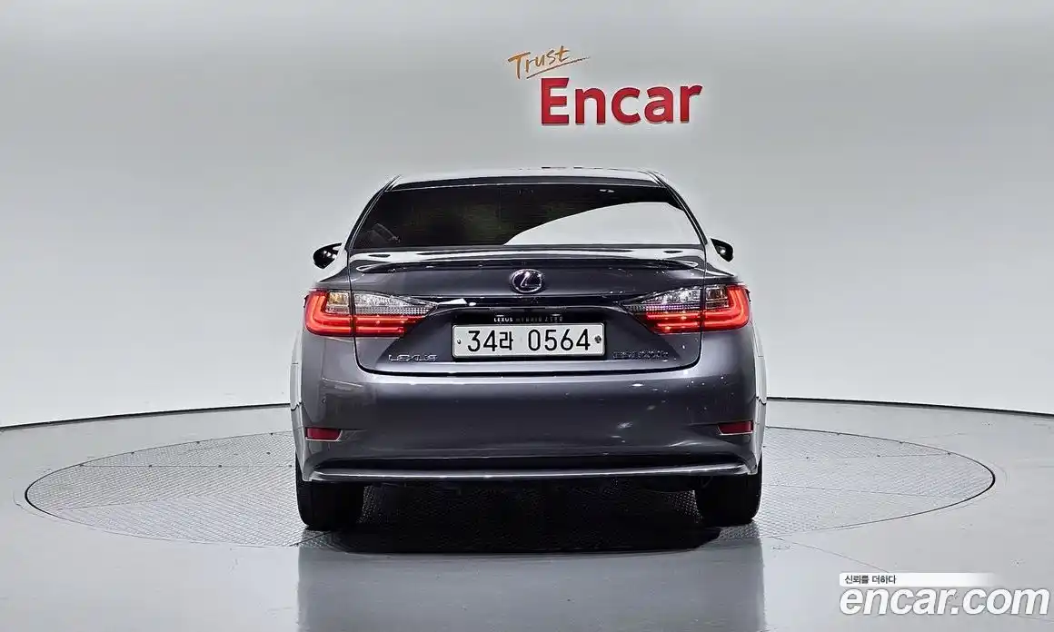 Lexus ES 2016 2.5 Автомат в Москве № 214629, фото 18