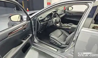 Lexus ES 2016 2.5 Автомат в Москве № 214629, миниатюра 3