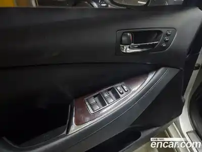 Lexus ES 2011 3.5 Автомат в Москве № 214839, миниатюра 11