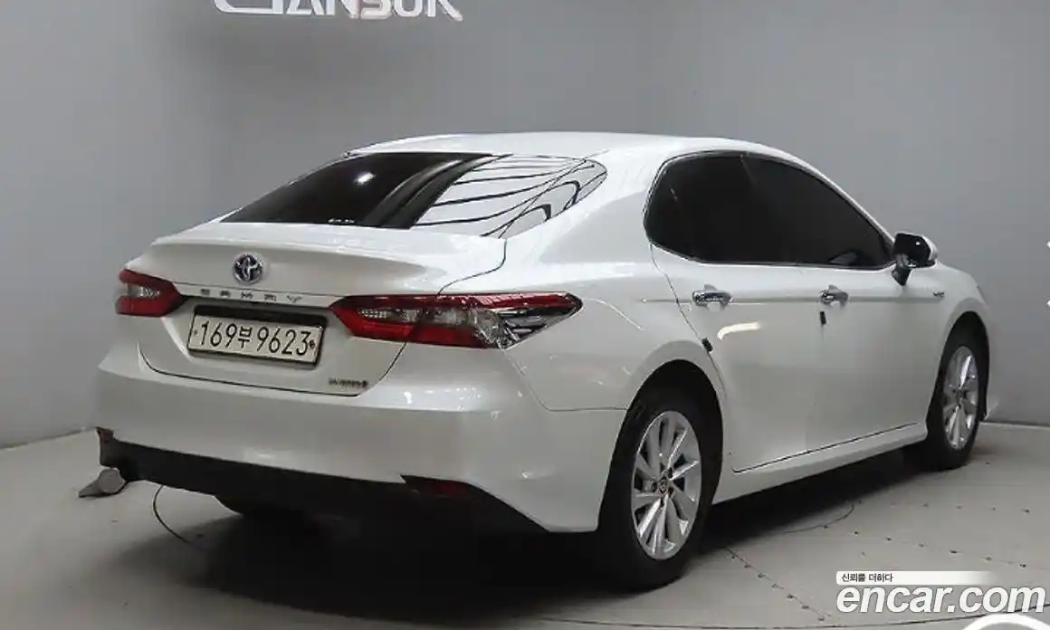 Toyota Camry 2024 2.5 Автомат в Москве № 215673, фото 4