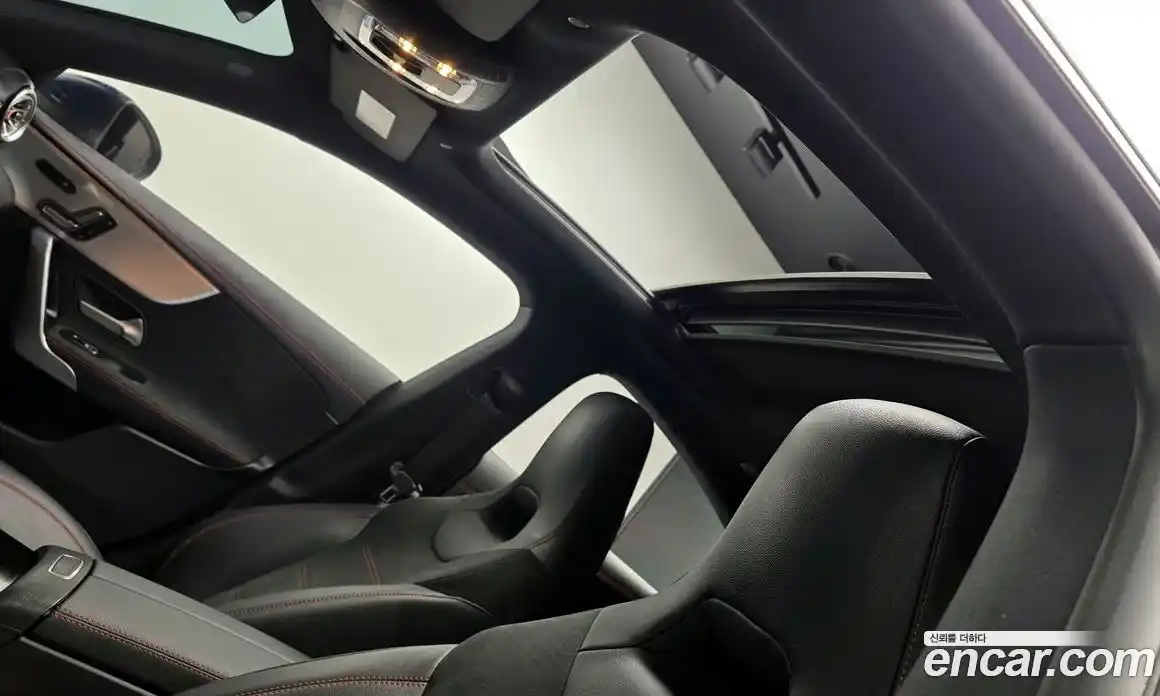 Mercedes-Benz CLA-Class 2023 2.0 Автомат в Москве № 220496, фото 19