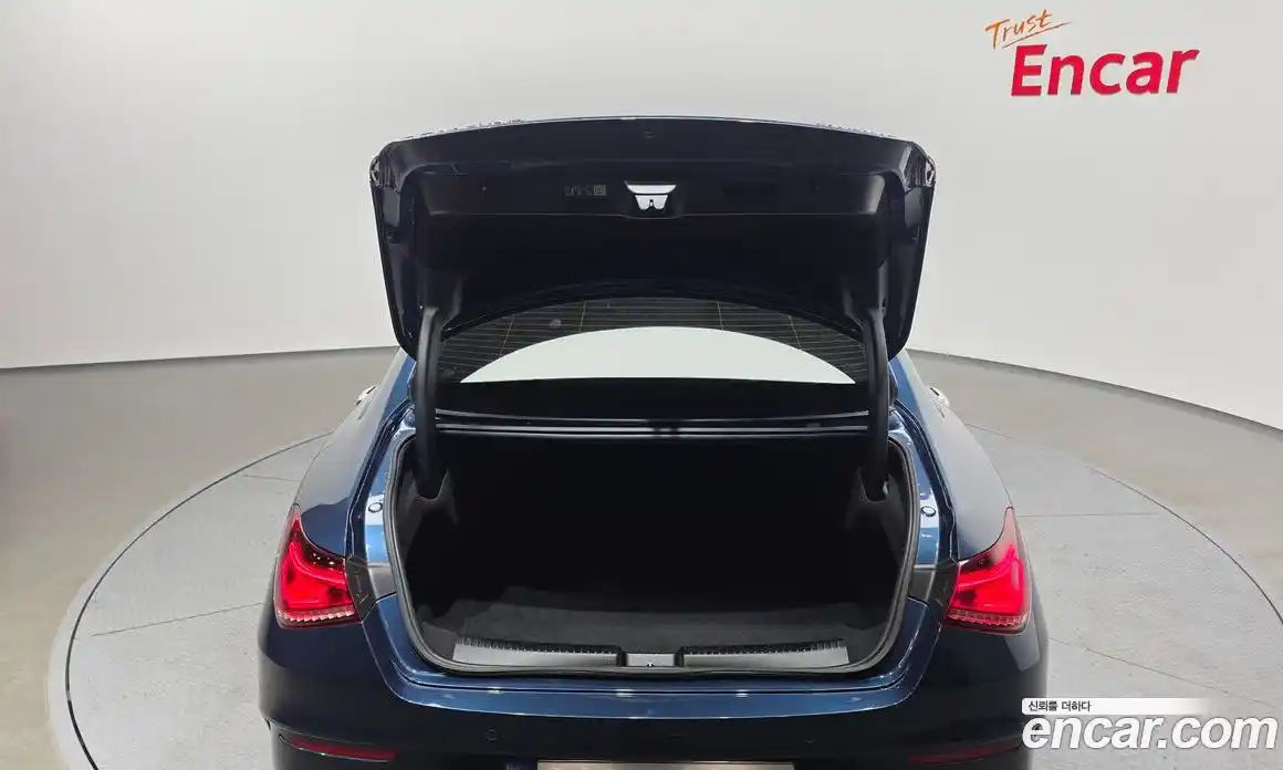 Mercedes-Benz CLA-Class 2023 2.0 Автомат в Москве № 220496, фото 20