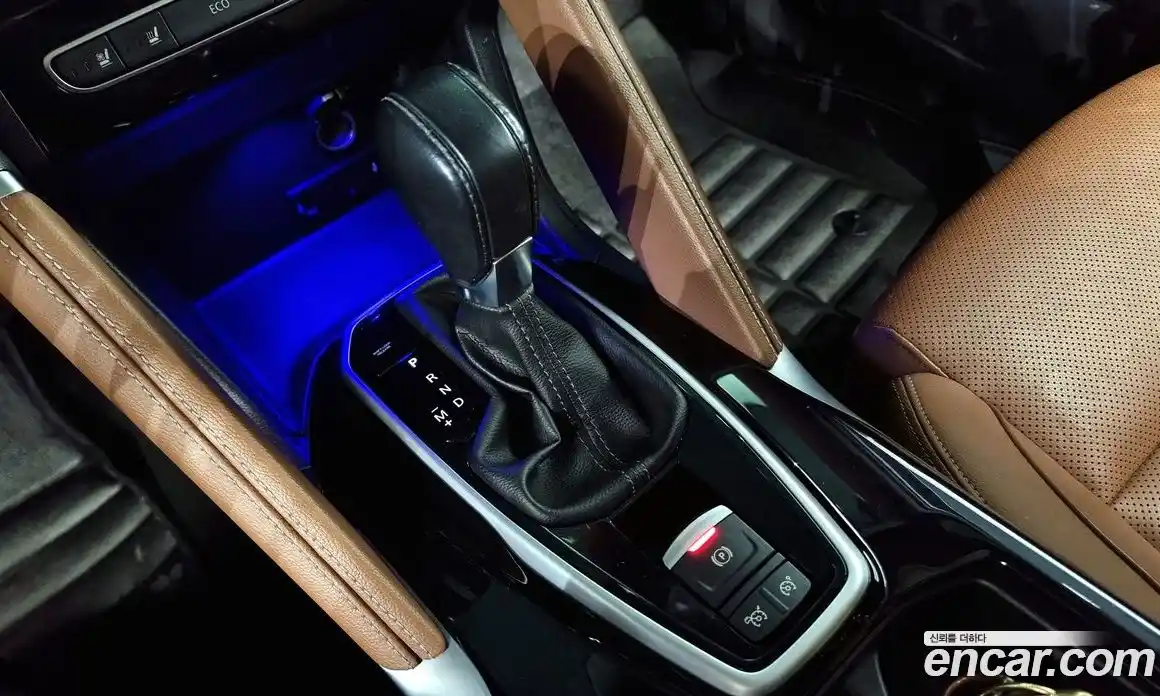 Renault QM6 2023 2.0 Автомат в Москве № 224077, фото 15