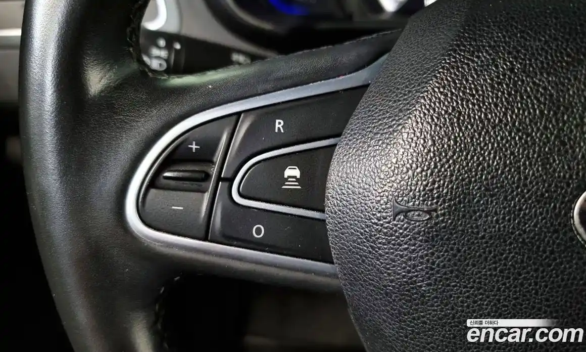 Renault QM6 2023 2.0 Автомат в Москве № 224077, фото 3