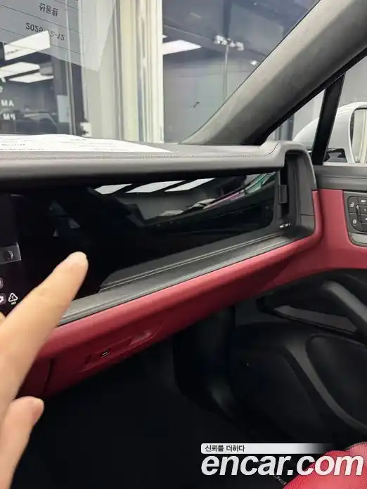 Porsche Cayenne 2025 4.0 Автомат в Москве № 225692, фото 16