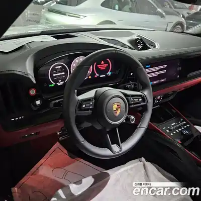 Porsche Cayenne 2025 4.0 Автомат в Москве № 225692, миниатюра 2