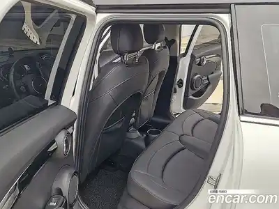 Mini Cooper 2024 1.5 Автомат в Москве № 226345, миниатюра 11