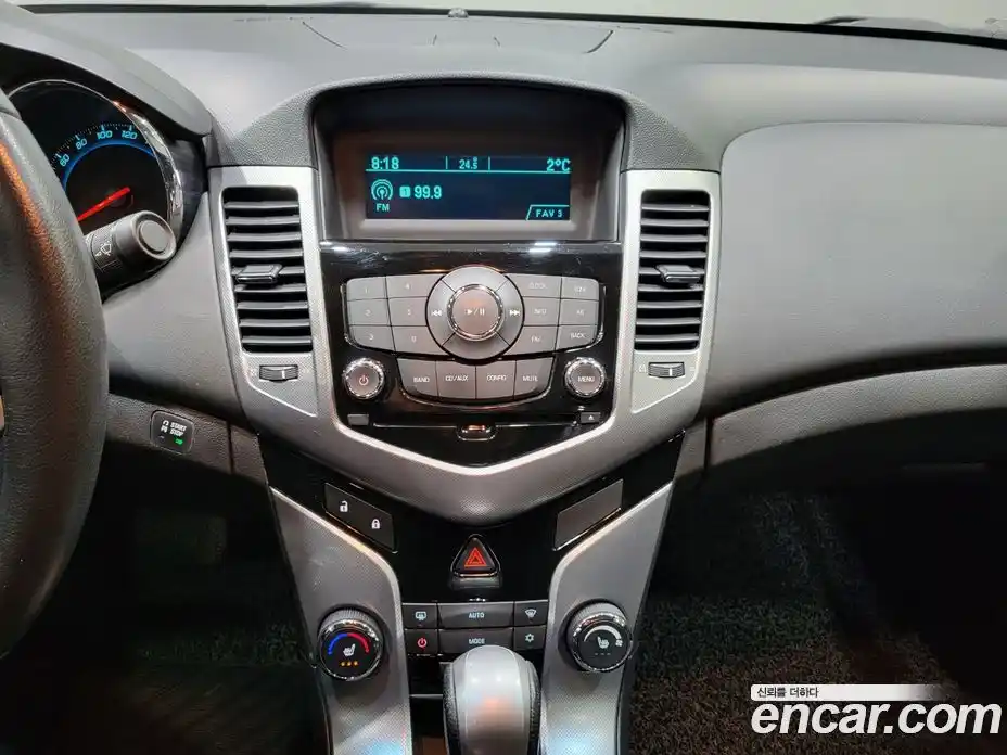 Chevrolet Cruze 2011 1.8 Автомат в Москве № 22719, фото 11