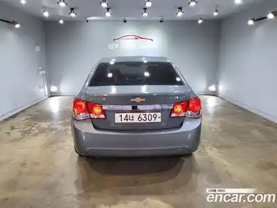Chevrolet Cruze 2011 1.8 Автомат в Москве № 22719, миниатюра 5
