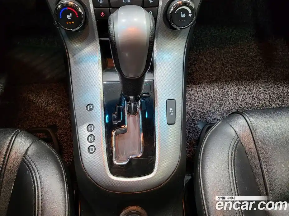 Chevrolet Cruze 2011 1.8 Автомат в Москве № 22719, фото 9