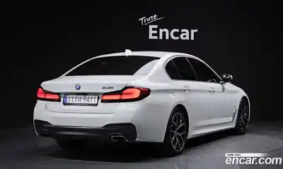 BMW 5-Series 2021 2.0 Автомат в Москве № 229078, миниатюра 2