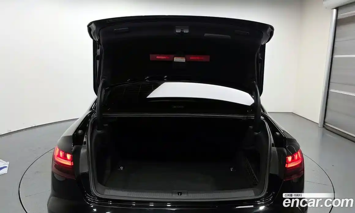 Audi A4 2021 2.0 Автомат в Москве № 229686, фото 17