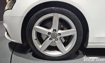 Audi A4 2011 2.0 Автомат в Москве № 229995, миниатюра 5