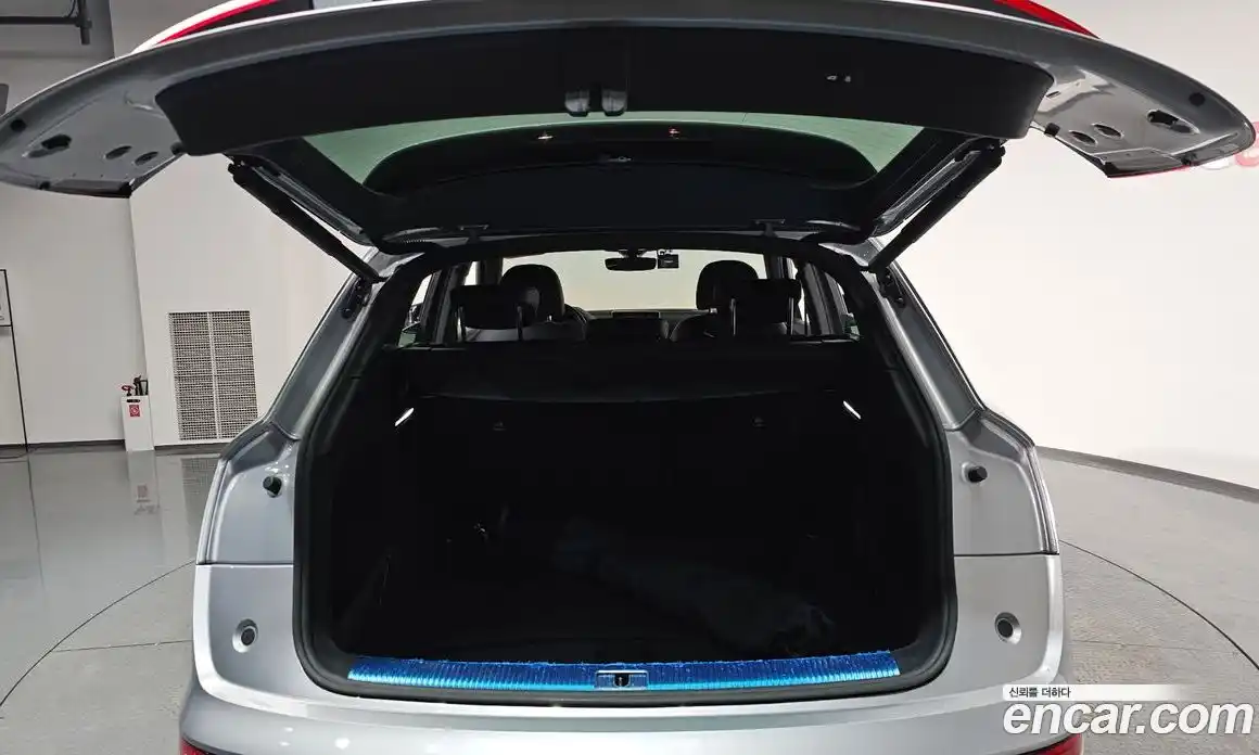 Audi Q5 2020 2.0 Автомат в Москве № 230052, фото 19