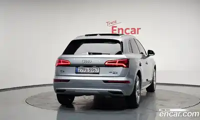 Audi Q5 2020 2.0 Автомат в Москве № 230052, миниатюра 4