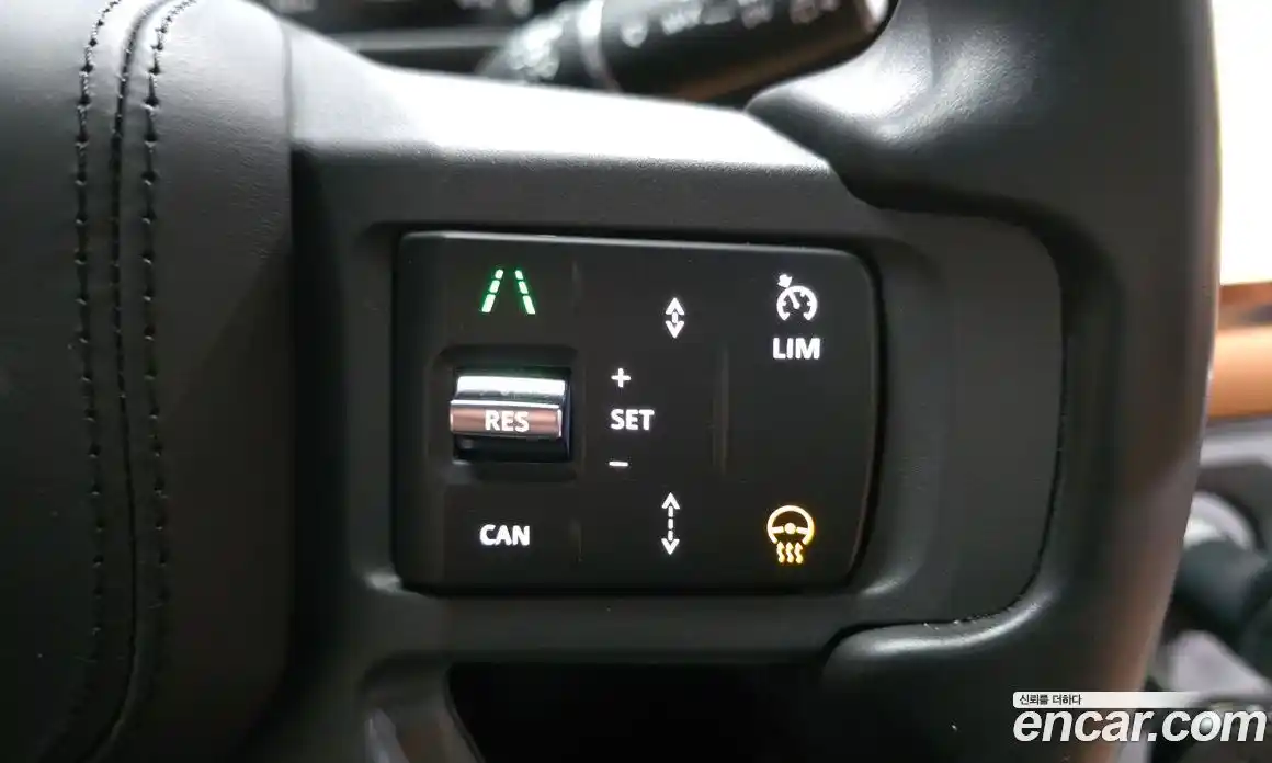 Land Rover Defender 2023 3.0 Автомат в Москве № 231230, фото 14