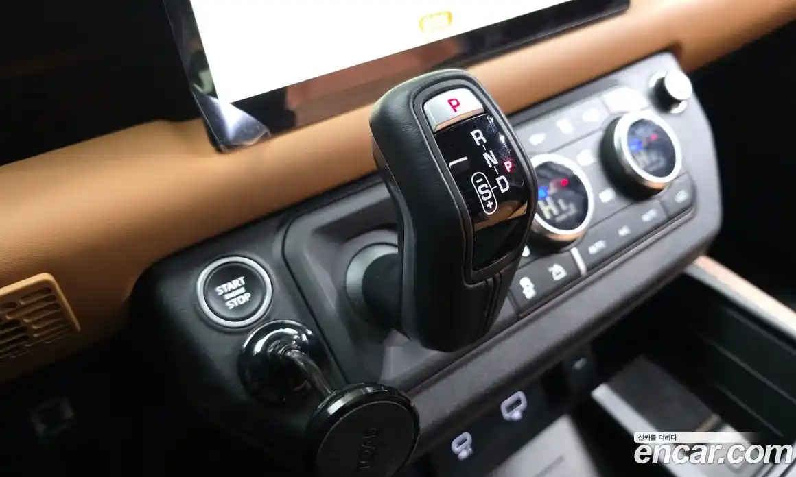 Land Rover Defender 2023 3.0 Автомат в Москве № 231230, фото 15