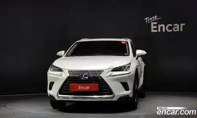 Lexus NX 2018 2.5 Автомат в Москве № 232025, миниатюра 7