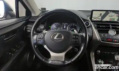 Lexus NX 2018 2.5 Автомат в Москве № 232025, миниатюра 10