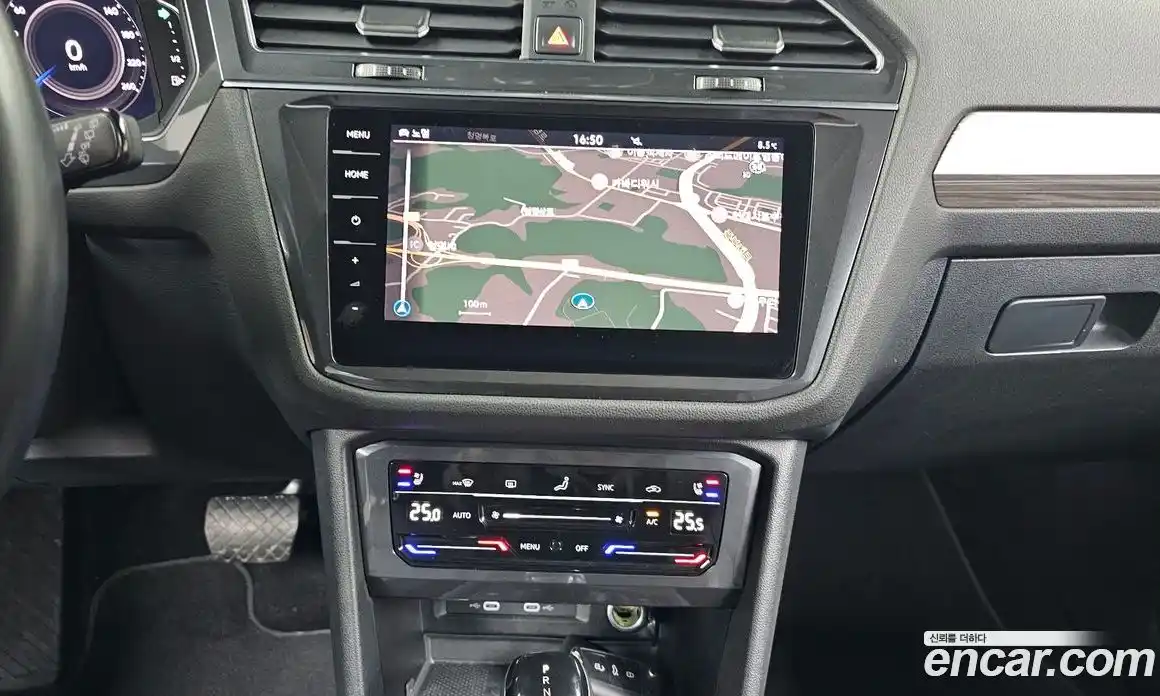 Volkswagen Tiguan 2022 2.0 Автомат в Москве № 232069, фото 15