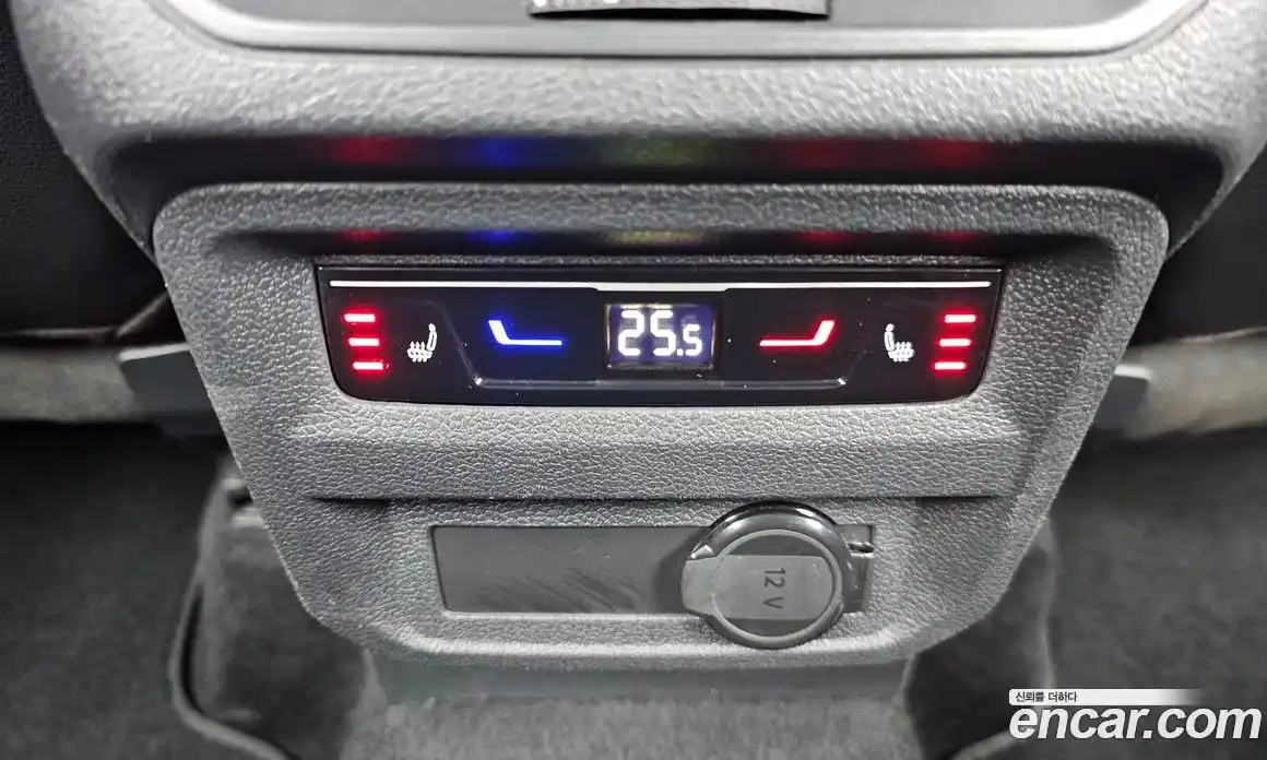 Volkswagen Tiguan 2022 2.0 Автомат в Москве № 232069, фото 18